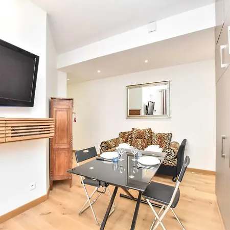 Appartement Rare Golden Triangle Amazing 1br With Terrace Office - Bail Mobilite *