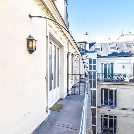 Appartement Rare Golden Triangle Amazing 1br With Terrace Office - Bail Mobilite Parijs